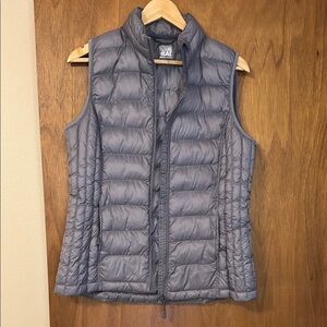 32 Degrees | Women's Grayish Purple Lightweight Puffer Vest